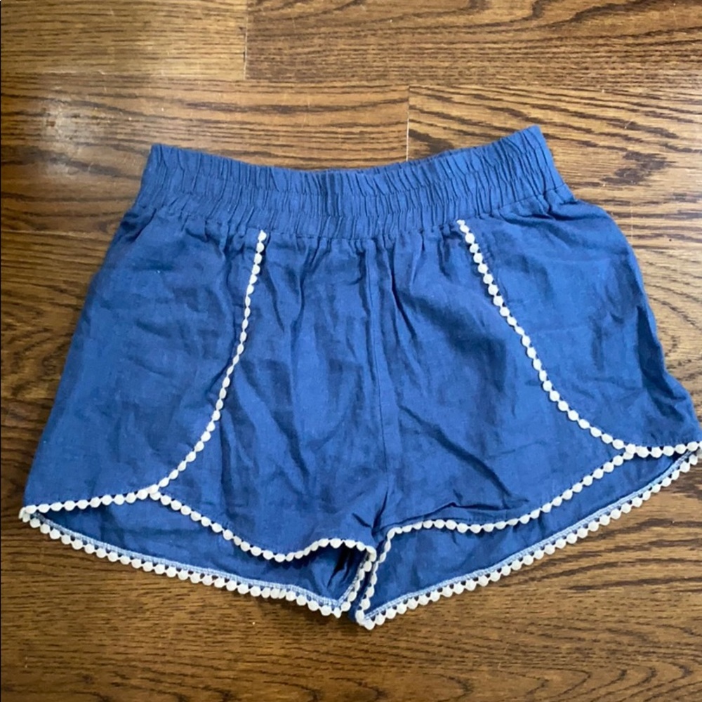 Flowy shorts
